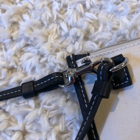 Fabric wristlet/leather trim. No markings/hangtag. - Picture 2 of 3